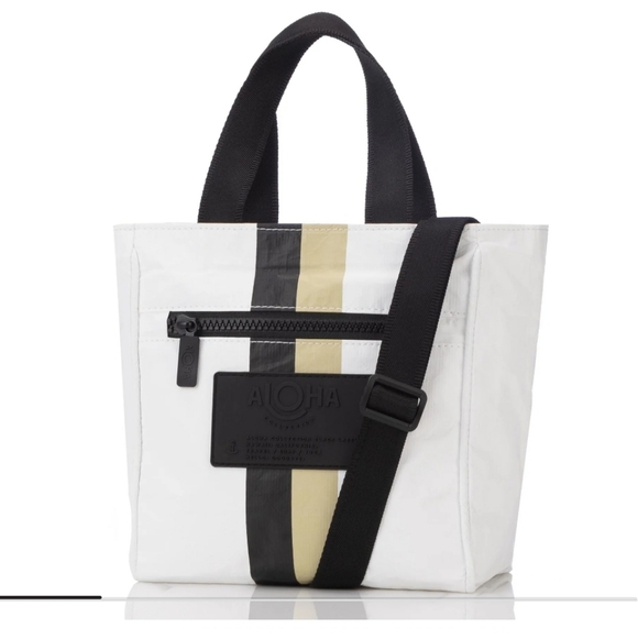 ALOHA Collection Handbags - Aloha Collection Crossbody Le Voyageur